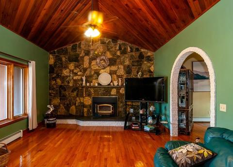 213 Wood St, Fall River, MA 02721 photo 16