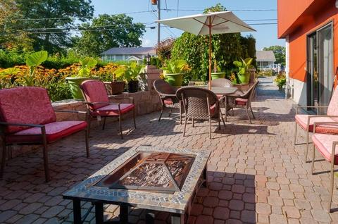 213 Wood St, Fall River, MA 02721 photo 12