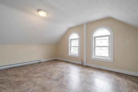 57 Fox St, Worcester, MA 01604 photo 5