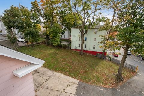 57 Fox St, Worcester, MA 01604 photo 6
