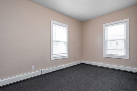 57 Fox St, Worcester, MA 01604 photo 21