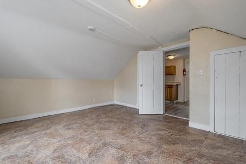 57 Fox St, Worcester, MA 01604 photo 28