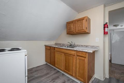 57 Fox St, Worcester, MA 01604 photo 26