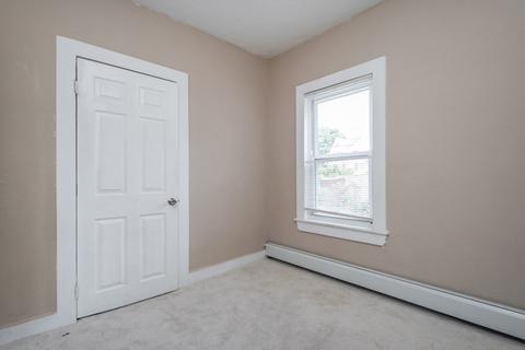 57 Fox St, Worcester, MA 01604 photo 22