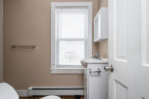 57 Fox St, Worcester, MA 01604 photo 24