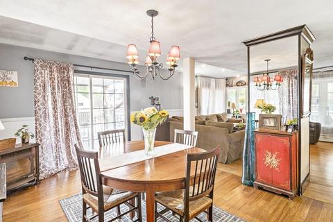 14 Franklin St, Danvers, MA 01923 photo 3