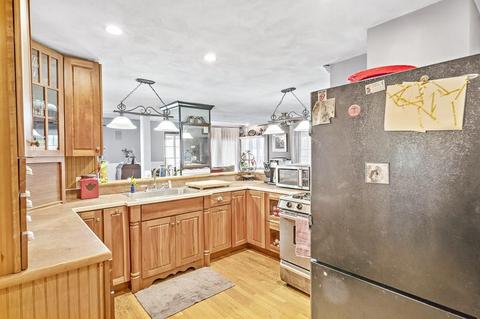 14 Franklin St, Danvers, MA 01923 photo 5