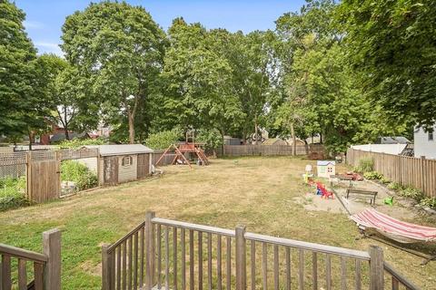 14 Franklin St, Danvers, MA 01923 photo 20