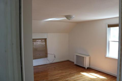 1199 Bay St, Springfield, MA 01109 photo 6