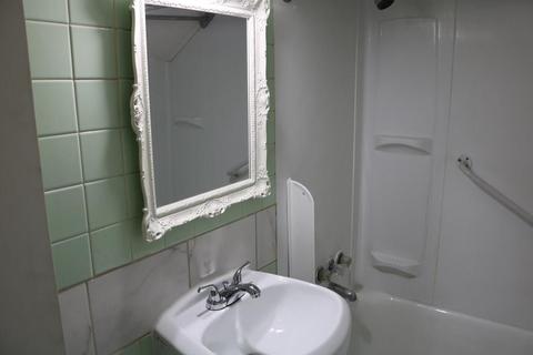 1199 Bay St, Springfield, MA 01109 photo 8