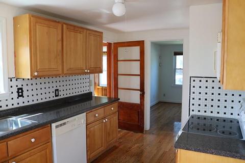 1199 Bay St, Springfield, MA 01109 photo 3
