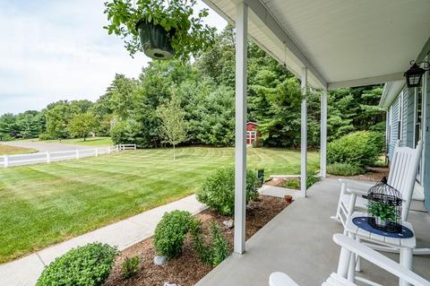 64 Campbell Dr, Easthampton, MA 01027 photo 5