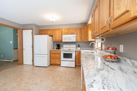 64 Campbell Dr, Easthampton, MA 01027 photo 9