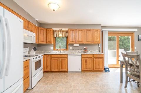 64 Campbell Dr, Easthampton, MA 01027 photo 7