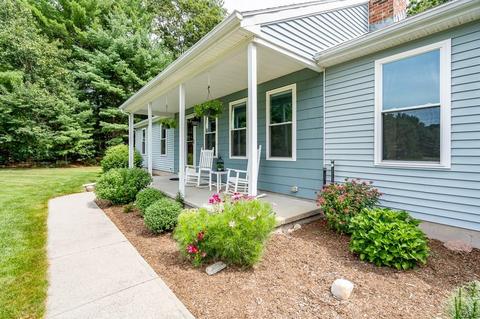 64 Campbell Dr, Easthampton, MA 01027 photo 4