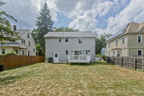 39 Spencer St, Springfield, MA 01118 photo 6
