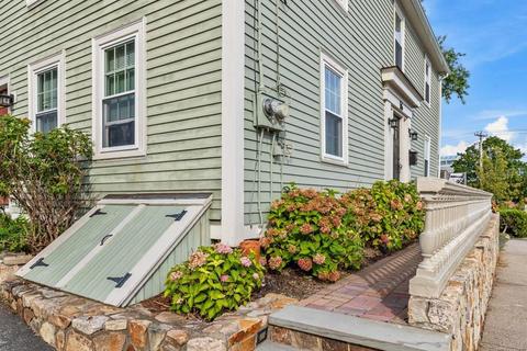 56 Bartlett St, Beverly, MA 01915 photo 11