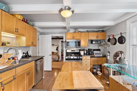 56 Bartlett St, Beverly, MA 01915 photo 12