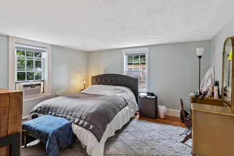 56 Bartlett St, Beverly, MA 01915 photo 9