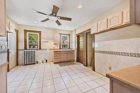 49 Albemarle St, Springfield, MA 01109 photo 18