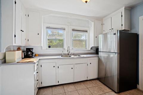 79 Commonwealth Ave, Worcester, MA 01604 photo 10