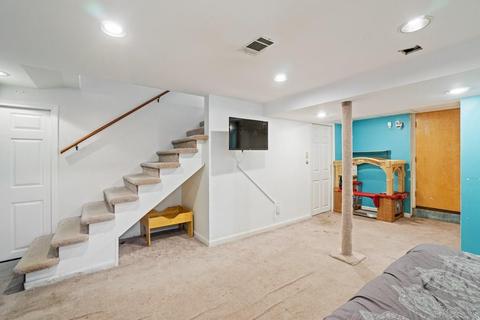 79 Commonwealth Ave, Worcester, MA 01604 photo 24