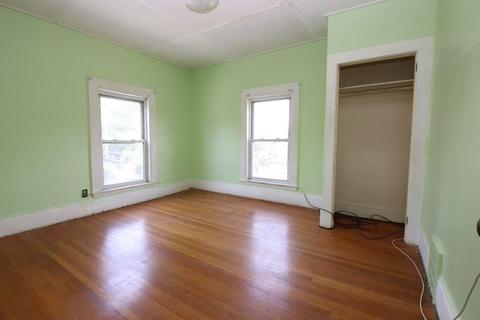 2 Cliftondale Ave, Saugus, MA 01906 photo 17