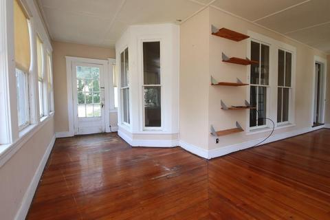 2 Cliftondale Ave, Saugus, MA 01906 photo 5