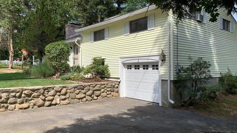 2 Baltimore St, Millis, MA 02054 photo 23