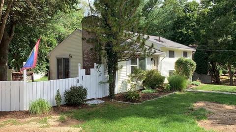 2 Baltimore St, Millis, MA 02054 photo 1
