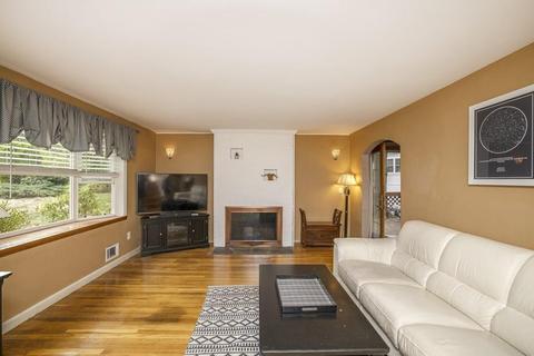 2 Baltimore St, Millis, MA 02054 photo 11