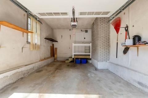 228 Hunting Rd, Needham, MA 02492 photo 23