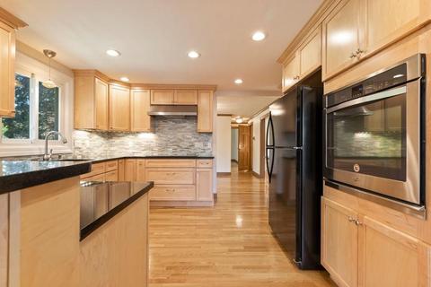 228 Hunting Rd, Needham, MA 02492 photo 6