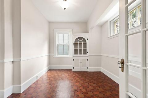12 Summer St, Beverly, MA 01915 photo 11