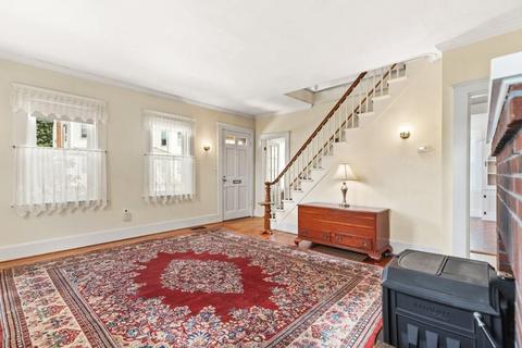 12 Summer St, Beverly, MA 01915 photo 3