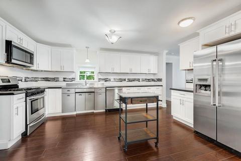 186 Arcade St, Chicopee, MA 01020 photo 14