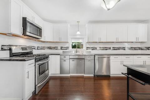 186 Arcade St, Chicopee, MA 01020 photo 13