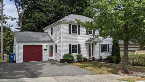 51 Converse St, Wakefield, MA 01880 photo 1