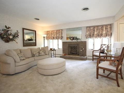 67 Wilkinson St, Worcester, MA 01606 photo 2