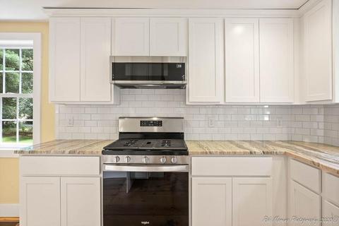 89 Elm St, Georgetown, MA 01833 photo 7