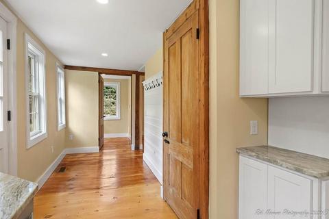 89 Elm St, Georgetown, MA 01833 photo 14