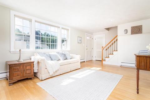 29 Scott Cir, Dedham, MA 02026 photo 7