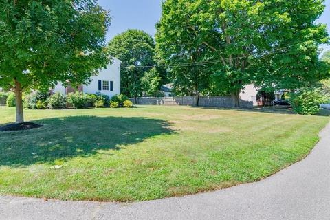 29 Scott Cir, Dedham, MA 02026 photo 32