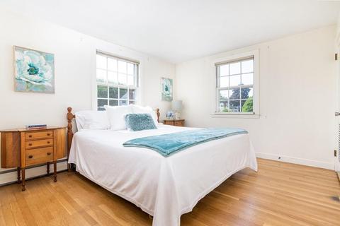 29 Scott Cir, Dedham, MA 02026 photo 17