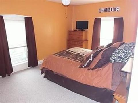 355 Main St, Hardwick, MA 01037 photo 8