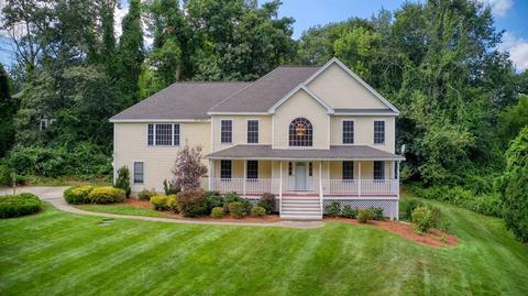 3 Osgood St, Windham, NH 03087 photo 1