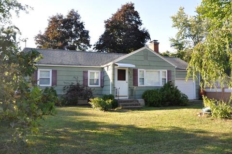 5 Vadnais St, Easthampton, MA 01027 photo 3