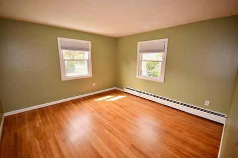 5 Vadnais St, Easthampton, MA 01027 photo 16