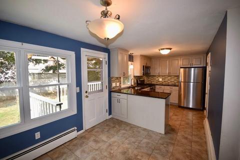 5 Vadnais St, Easthampton, MA 01027 photo 7