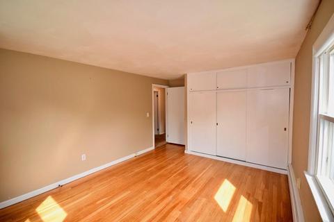 5 Vadnais St, Easthampton, MA 01027 photo 14